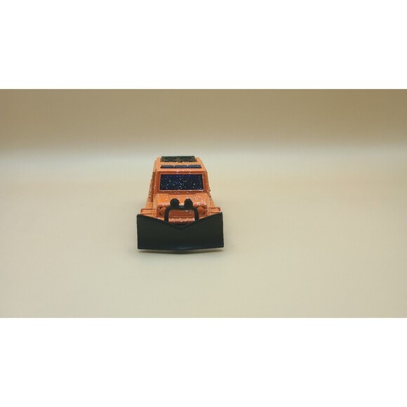 Matchbox 1999 Snow Groomer with Plow 1:64 Diecast Model - Picture 6 of 8